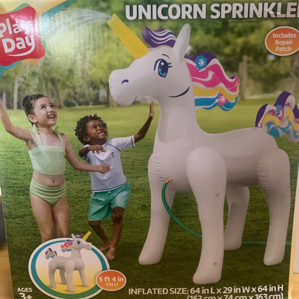 Play Day Extra Large Unicorn Sprinkler